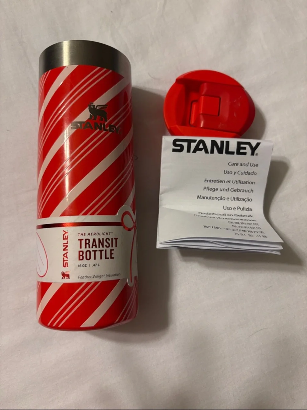 Stanley Limited Edition “Candy Cane Twist” 16oz Aero Light Transit Bottle NWT - Picture 11 of 13